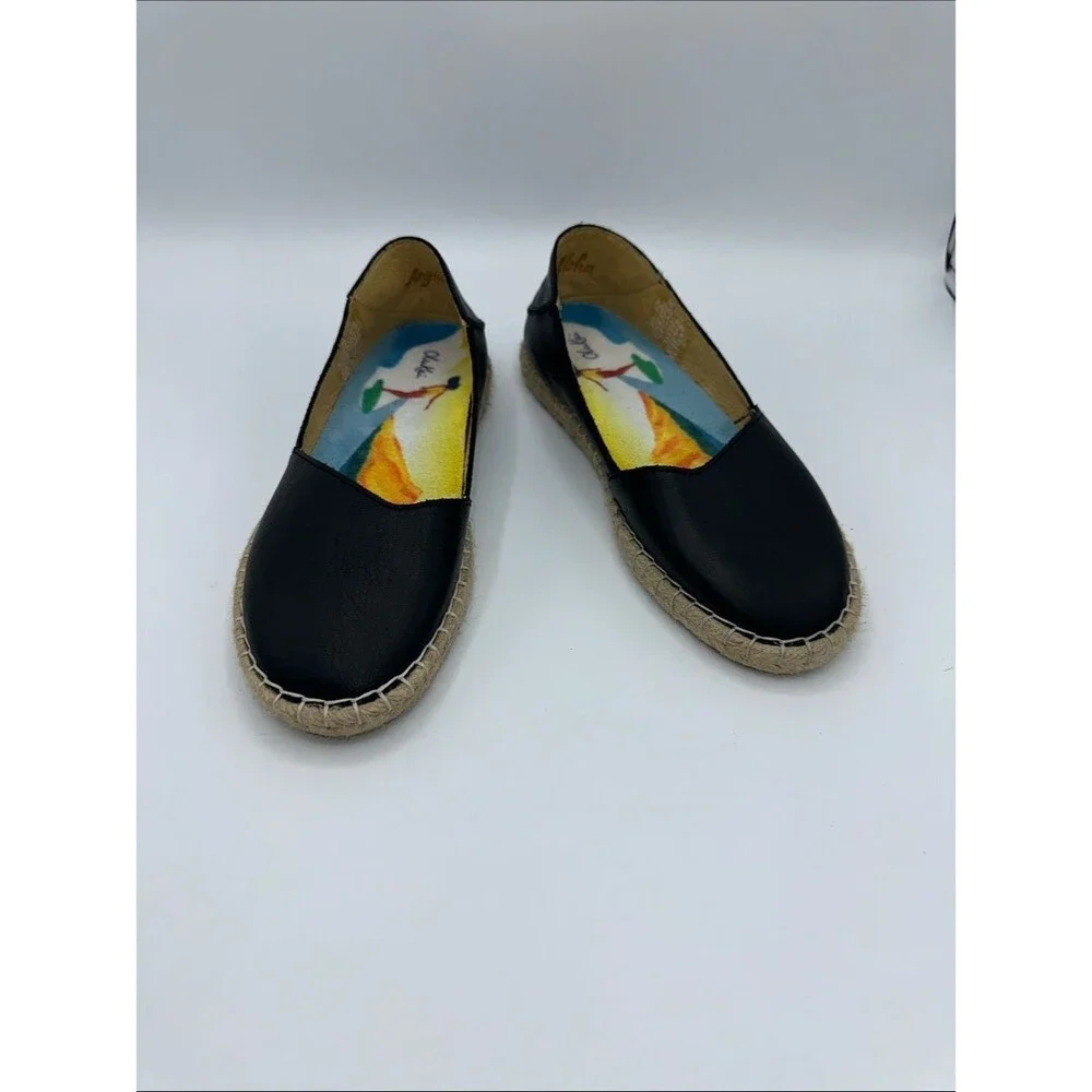 OluKai Kaula Pa'A 'Ili Flats Shoes Size 6.5 LIKE NEW  Drop-In-Heel